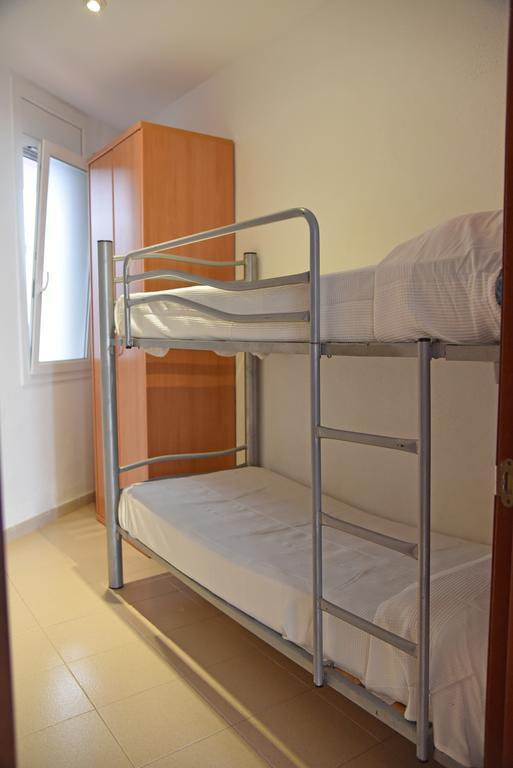 Apartamentos Ar Dosjoimi Lloret de Mar Bagian luar foto