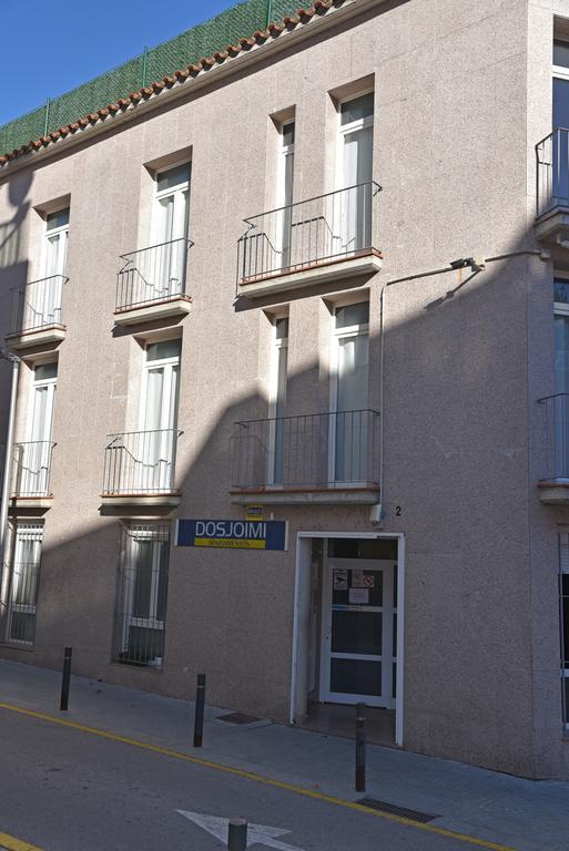 Apartamentos Ar Dosjoimi Lloret de Mar Bagian luar foto