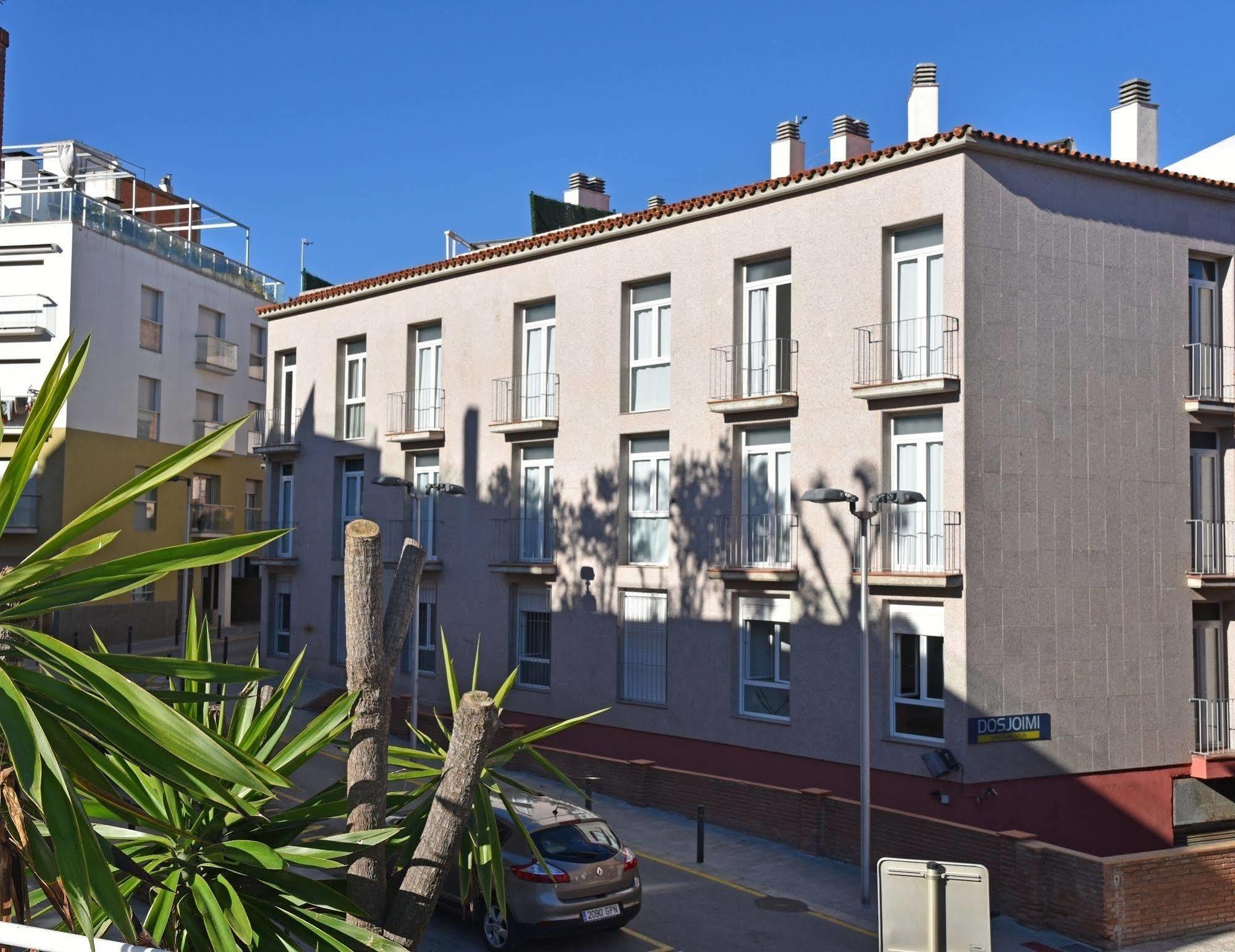 Apartamentos Ar Dosjoimi Lloret de Mar Bagian luar foto
