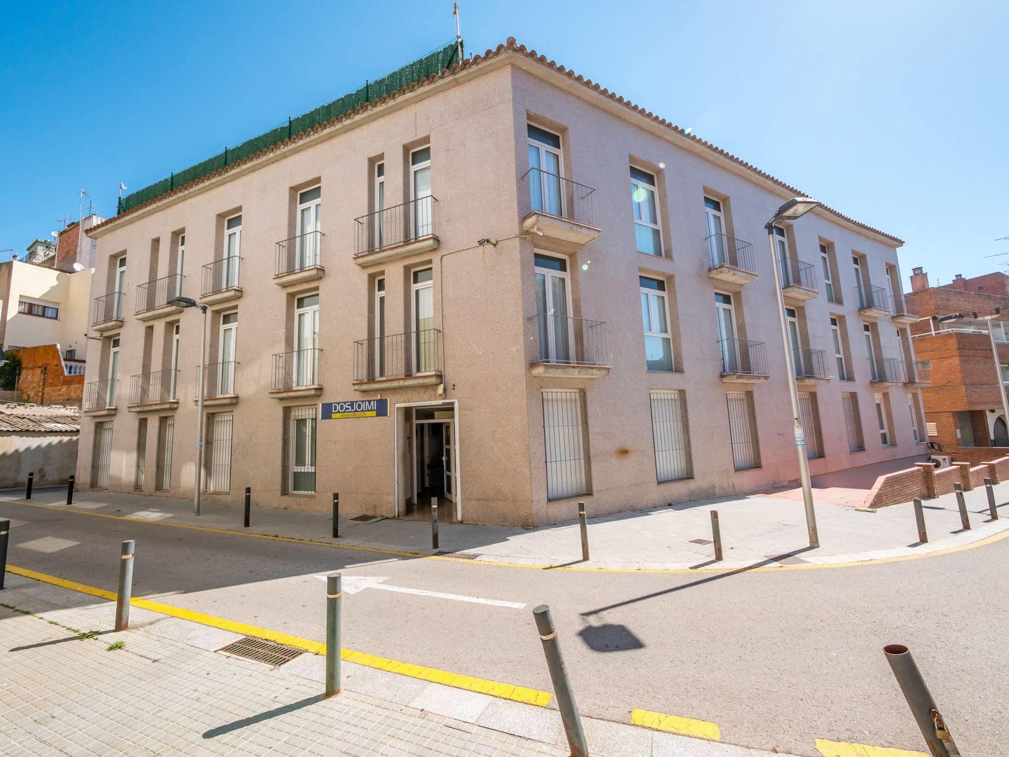Apartamentos Ar Dosjoimi Lloret de Mar Bagian luar foto