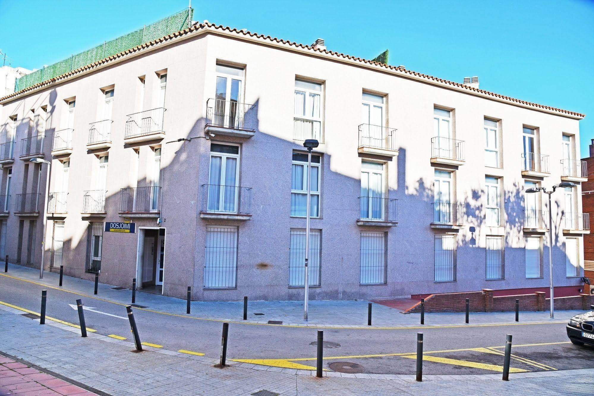 Apartamentos Ar Dosjoimi Lloret de Mar Bagian luar foto