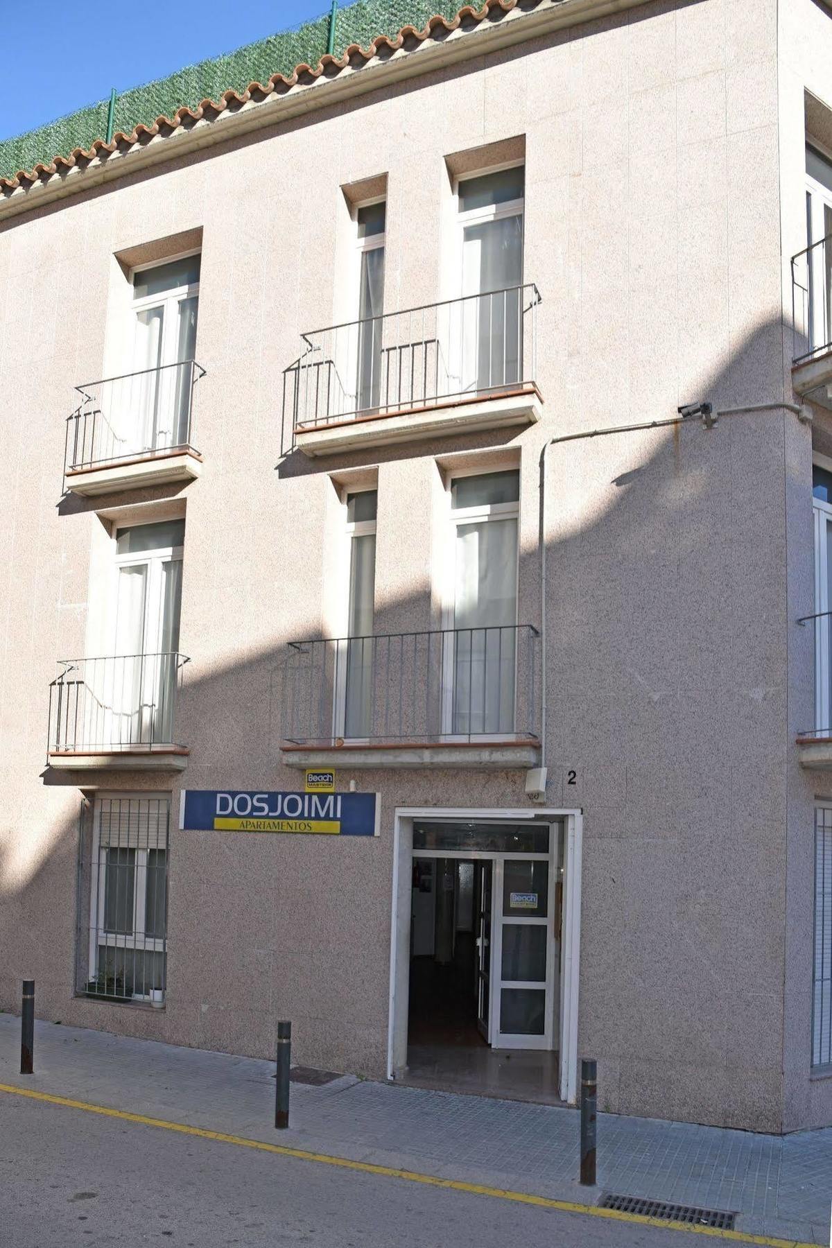 Apartamentos Ar Dosjoimi Lloret de Mar Bagian luar foto