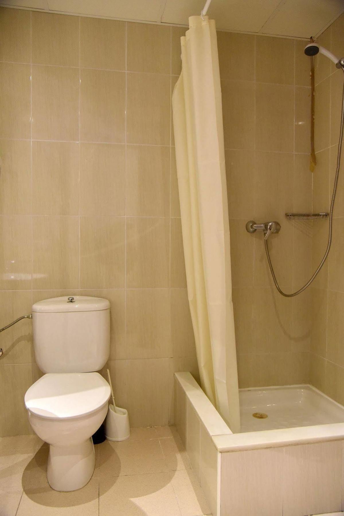 Apartamentos Ar Dosjoimi Lloret de Mar Bagian luar foto