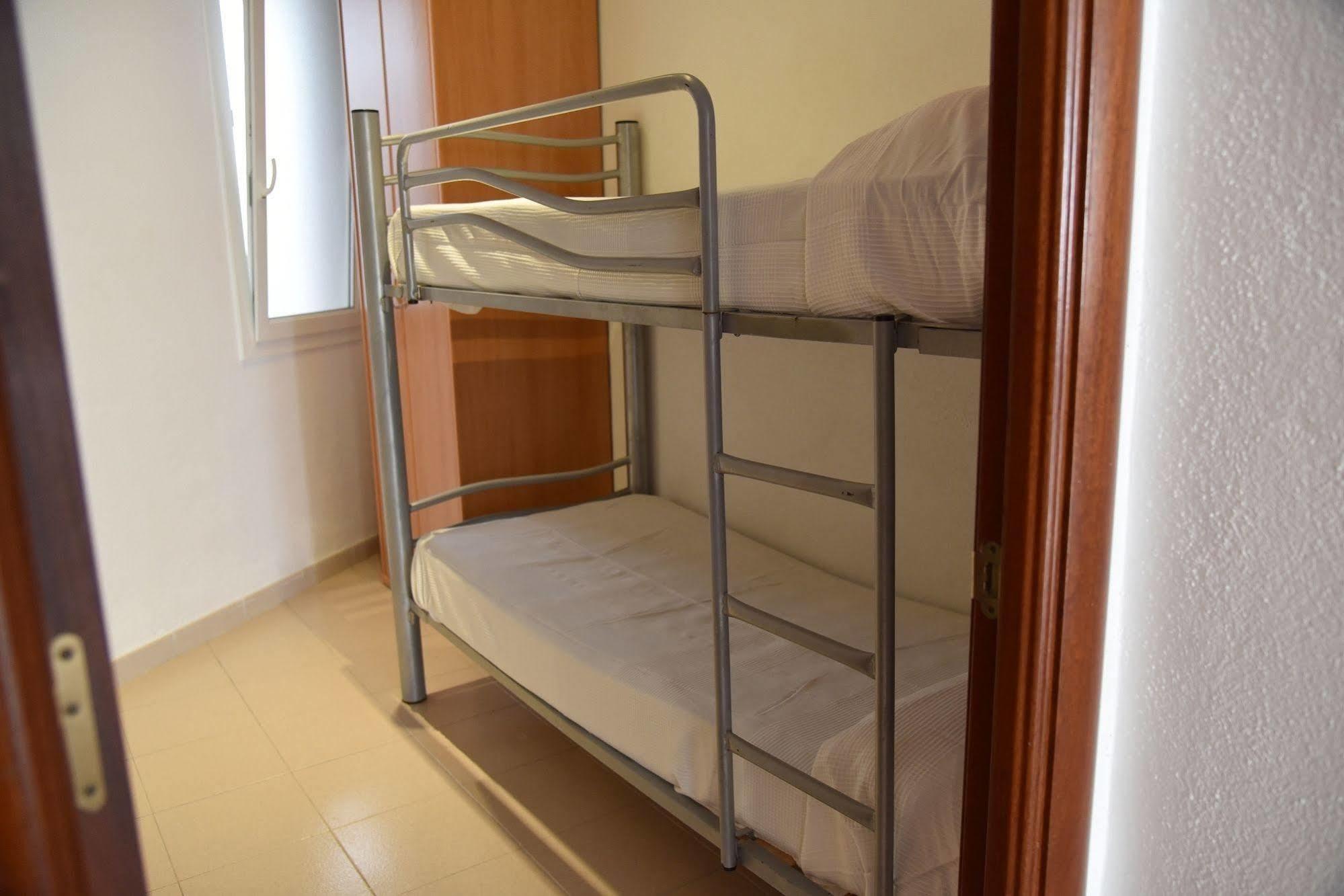 Apartamentos Ar Dosjoimi Lloret de Mar Bagian luar foto
